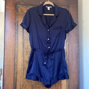 Victoria’s Secret Silky Classic Sleep Romper M